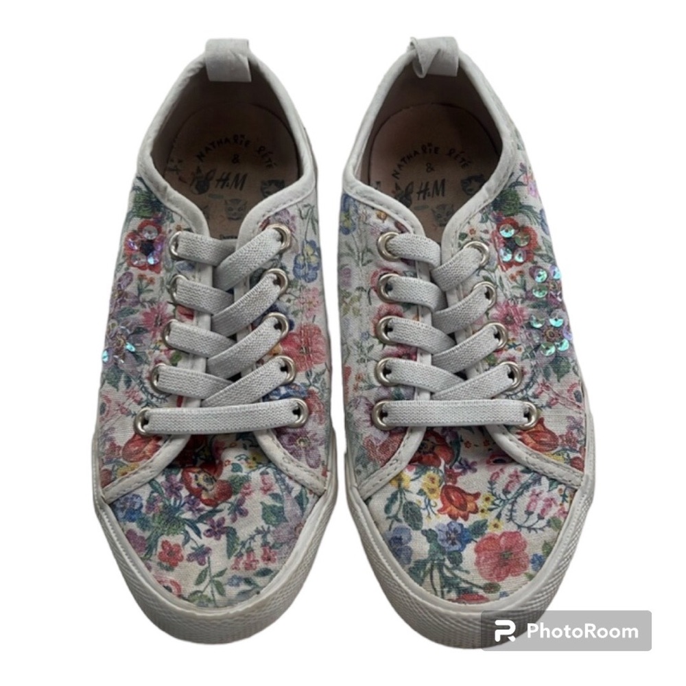 Girls size 13 shoes